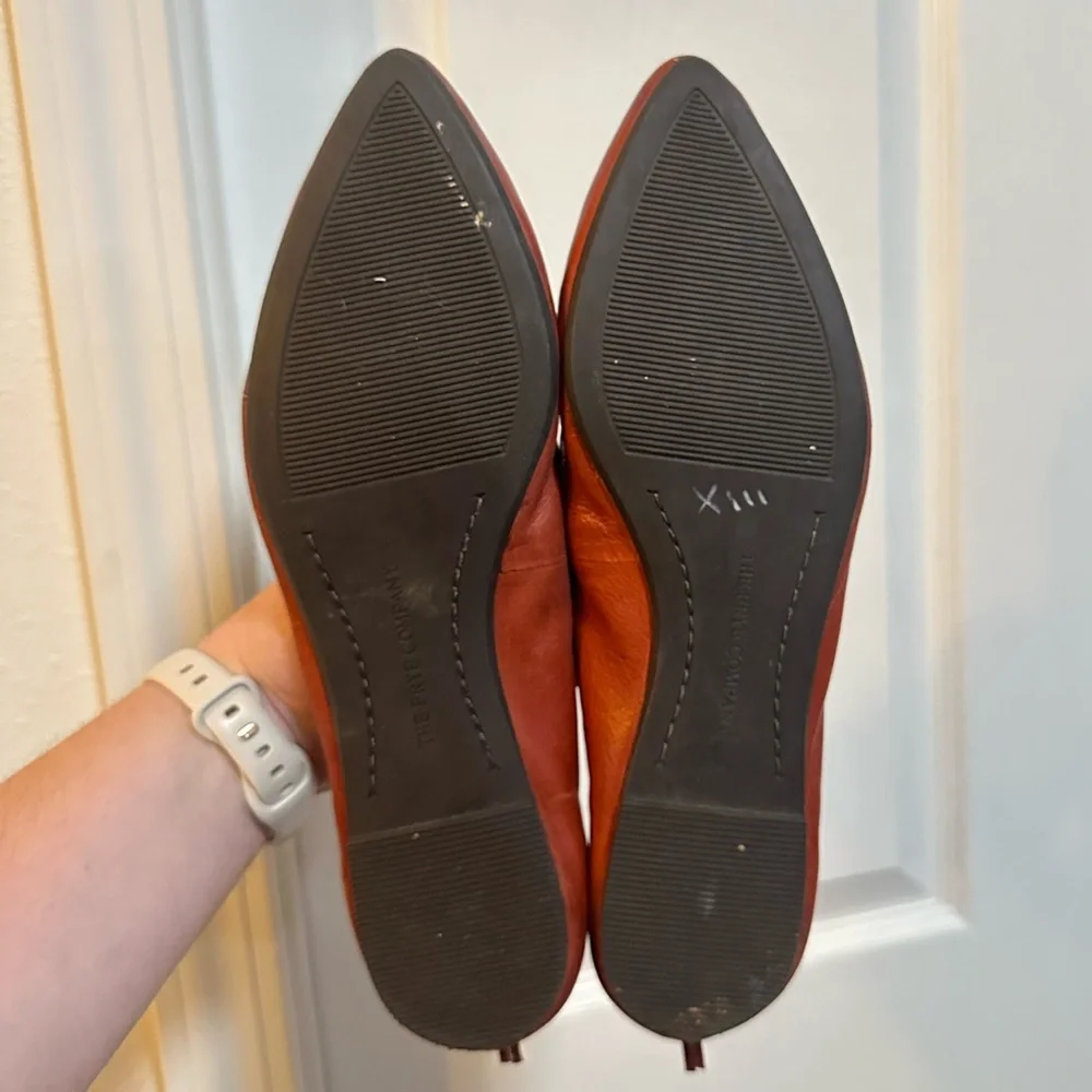 Frye Deep Red Brown Flat with Cushion Women's Size 8